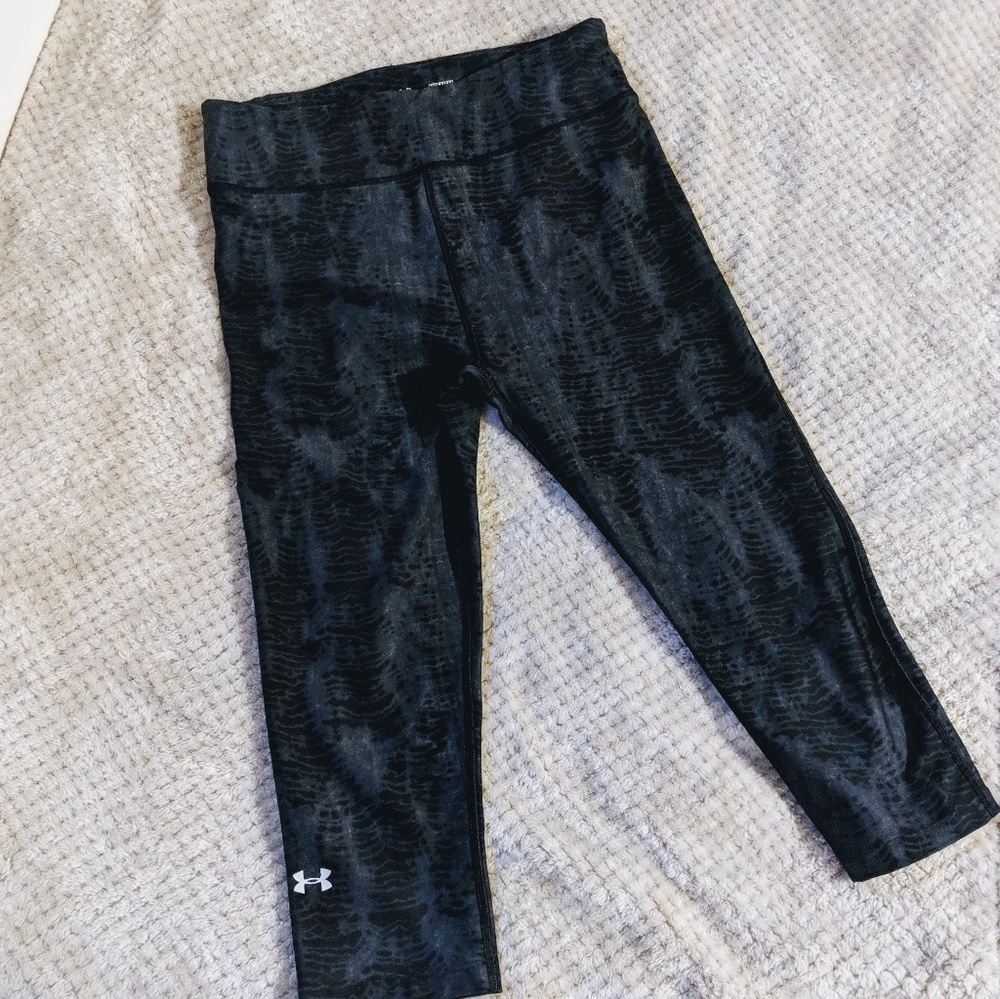 UA high waist crop leggings
